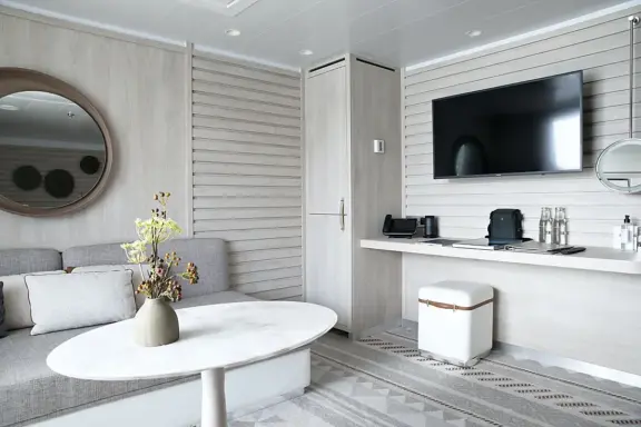 Deluxe Suite - Deck 3