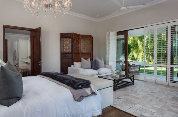 Master Bedroom | Winelands