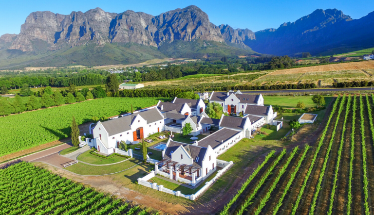 Luxury Africa Curated Experience by Art In Voyage